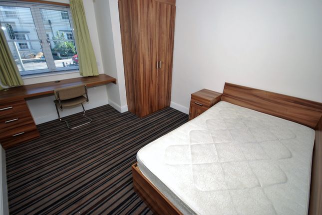 Shared accommodation to rent in Old Warwick Road, Leamington Spa