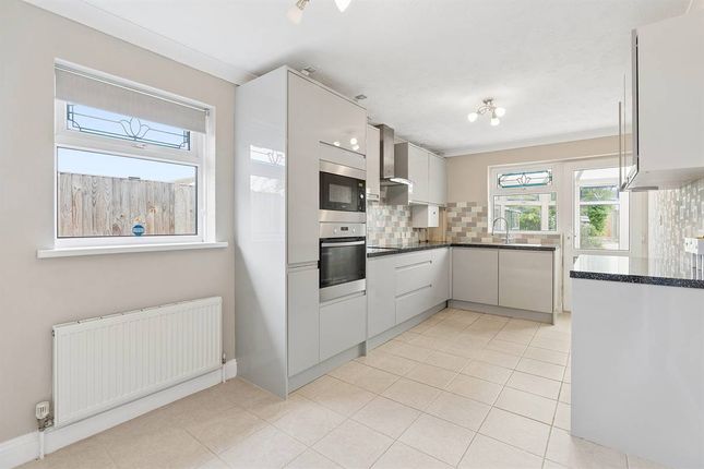 15, Wauchope Road, Whitstable photo 2