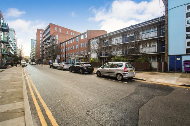1-bed flat on 56, Violet Road, London, £300,000