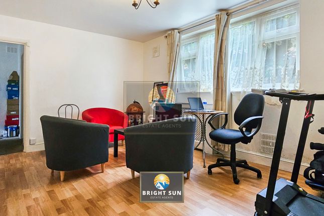 Flat for sale in Holly Lodge, 7 Wisteria Road, London