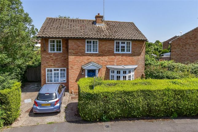 5-bed house on Southgate Road, Tenterden, £415,000