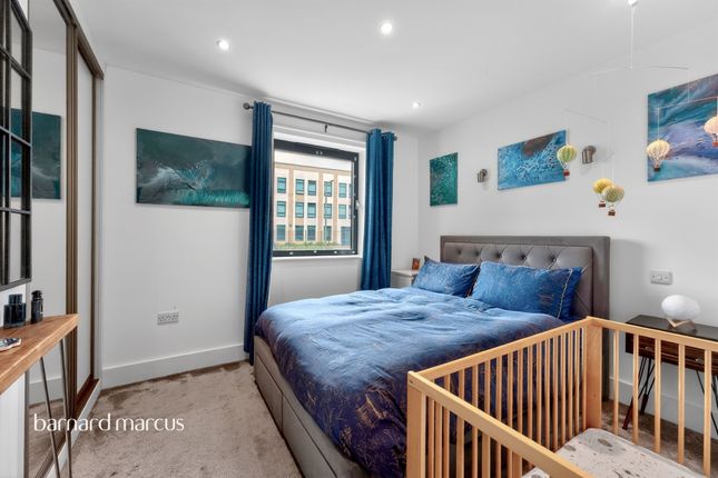 Flat 6, Atlantis Court, 104, Brunswick Park Road, London photo 4