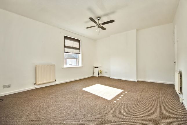 229b Ormskirk Road, Wigan photo 2