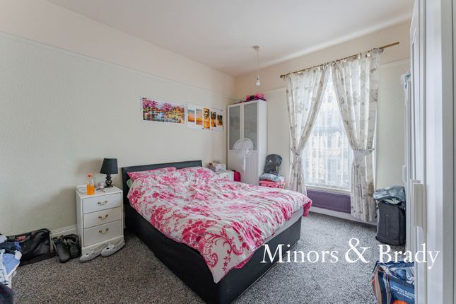Terraced house for sale in Albion Road, Great Yarmouth