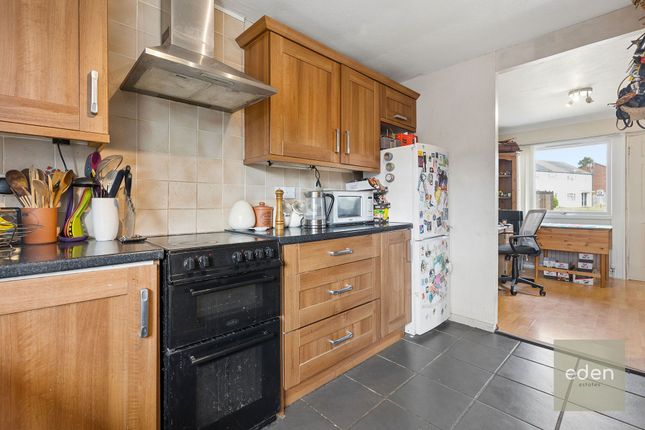 50 Tainter Road, Tonbridge photo 4
