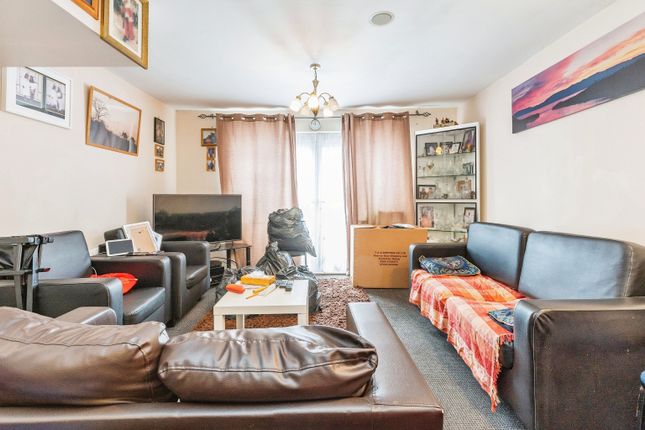 End terrace house for sale in Pentland Close, London