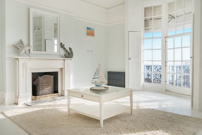 13, Royal Crescent, East Sussex photo 3
