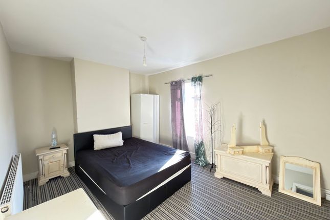 10 Uxbridge Street, Burton-On-Trent photo 4