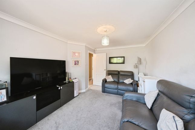 3, Cottage Close, Belper photo 3
