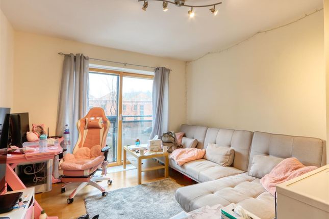 Flat 31, Markham Quay, Chesterfield photo 3