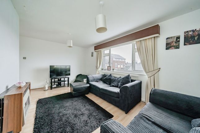 Flat 8, Lymm photo 3