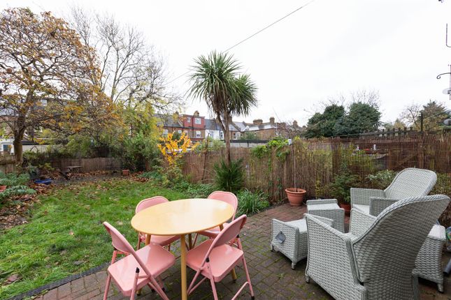 Maisonette for sale in Blyth Road, London