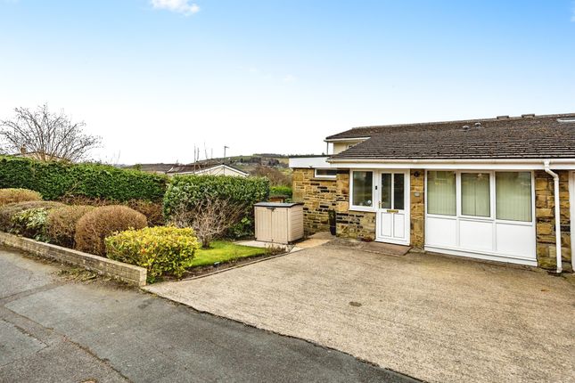 15, Breck Lea, Sowerby Bridge photo 2