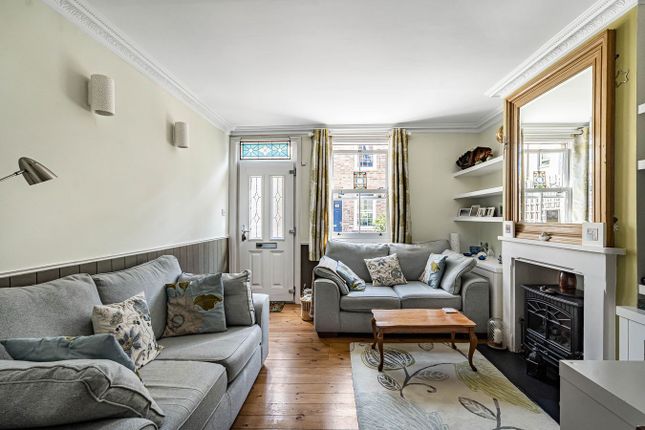 7, Wrotham Road, Ealing photo 2