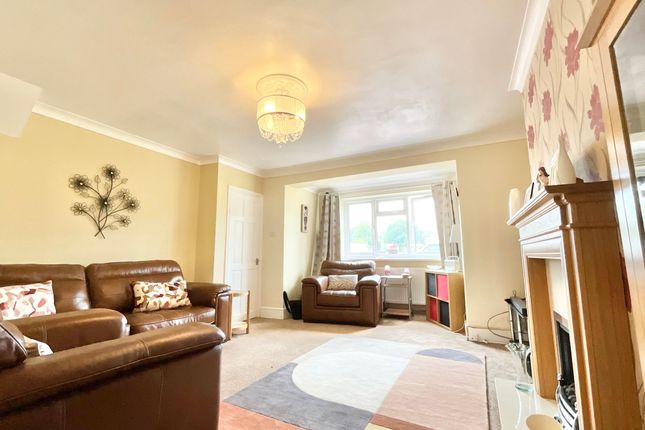 20 The Close, Stoke-On-Trent photo 4