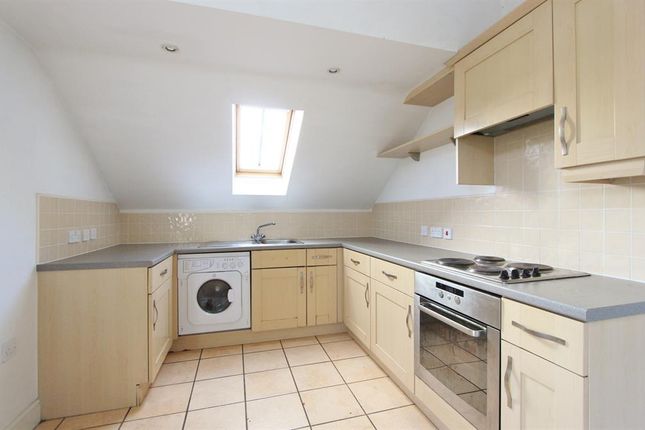 97, Forge Lane, Oughtibridge photo 3