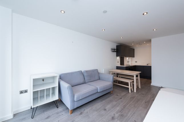 Apartment 810, Park Central, Liverpool photo 3