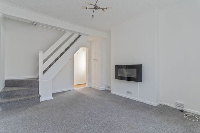 47 Bethesda Place, Newport photo 3