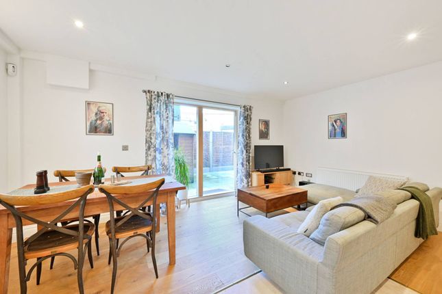 Thumbnail Flat for sale in Abbey Road, Colliers Wood, London