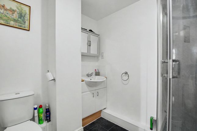 66 Chadwick Way, Southampton photo 4