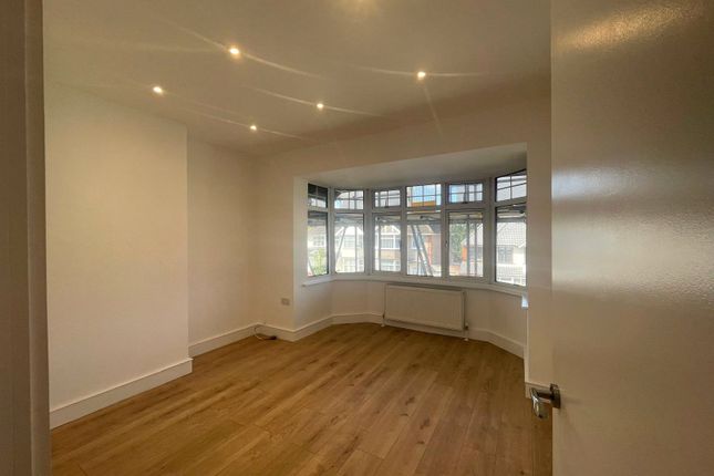 78A, Park Lane, Harrow photo 3