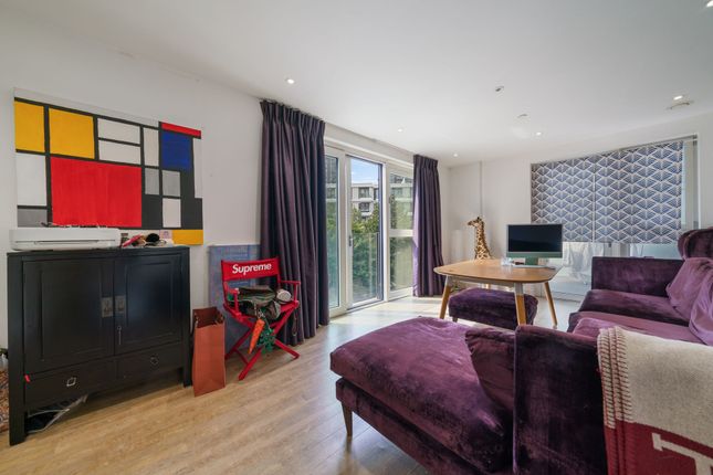 Flat 16, Bach House, London photo 4