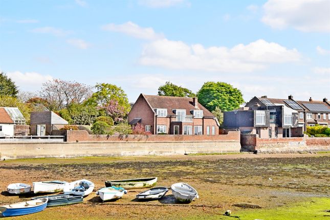 Thumbnail Detached house to rent in Tower Street, Emsworth