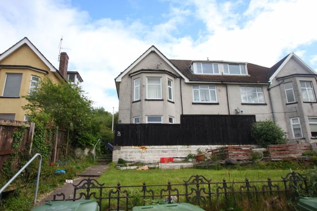 Tyn-y-Wern Villas,3, Caerphilly photo 4