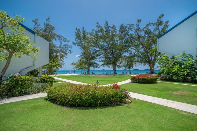 Apartment for sale in Caribbean Beachfront Condo, Villas Of The Galleon, Seven Mile Beach, Grand Cayman