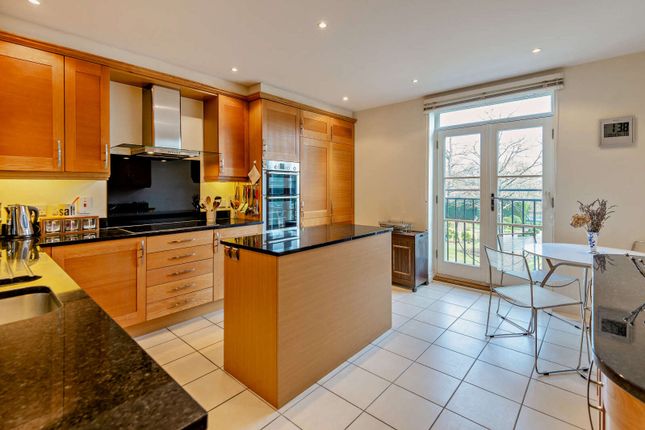17, Breedons Hill, Reading photo 4