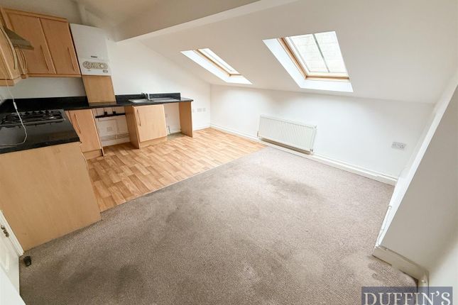 19D, Ightenhill Street, Padiham photo 2