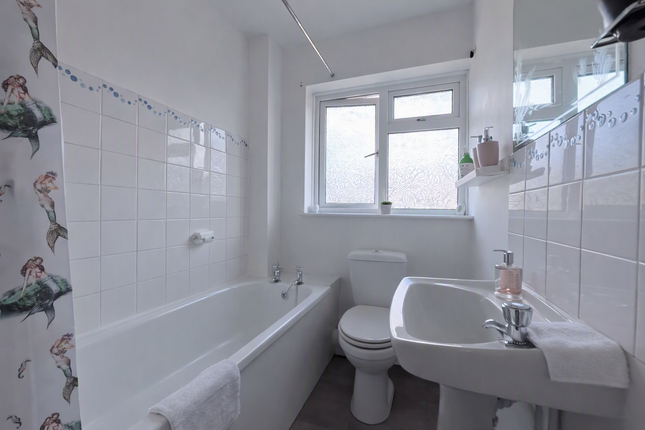 10, Wingard Court, Weston-Super-Mare photo 5
