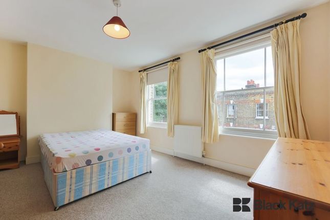 Henshaw Street, London photo 3