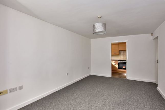 3, Grebe Court, Barnsley photo 4