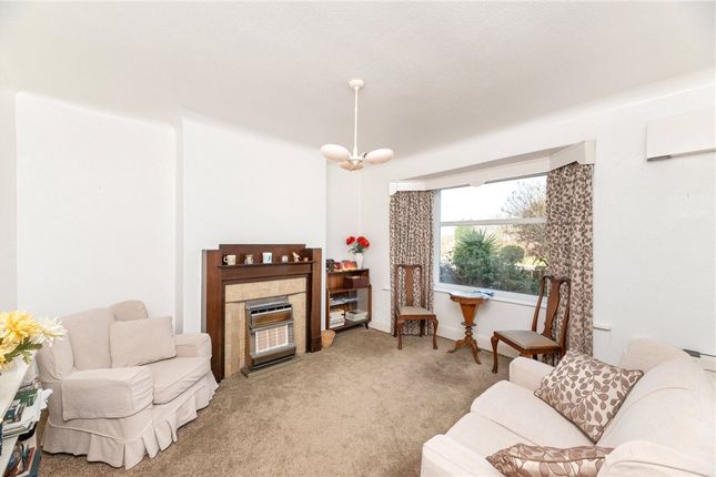 Lyncote,, Bradford Road, Wakefield photo 2