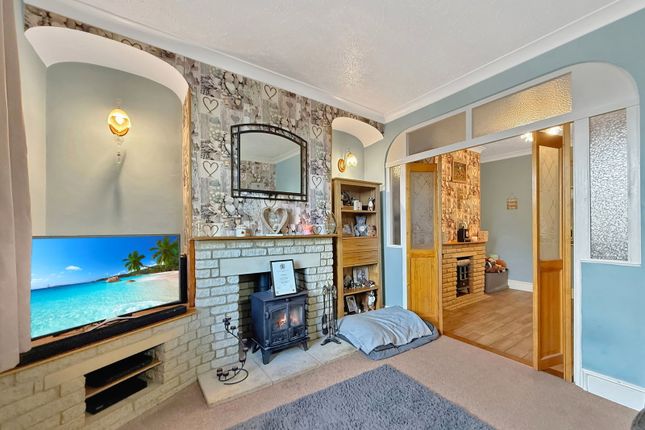 11, Canal Road, Trowbridge photo 2