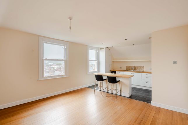 Top Floor Flat 92 Stackpool Road, BRISTOL photo 2