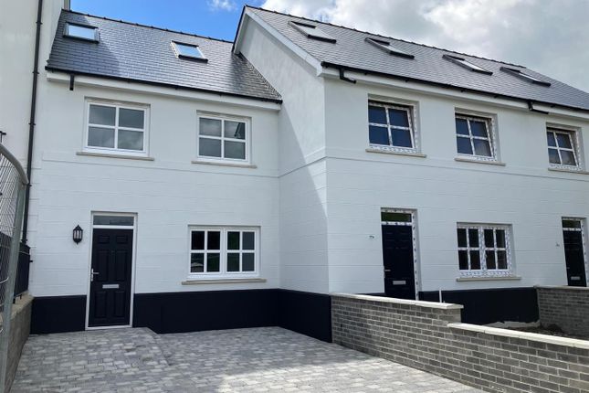 Thumbnail Town house for sale in Kensington Gardens, Haverfordwest, Pembrokeshire