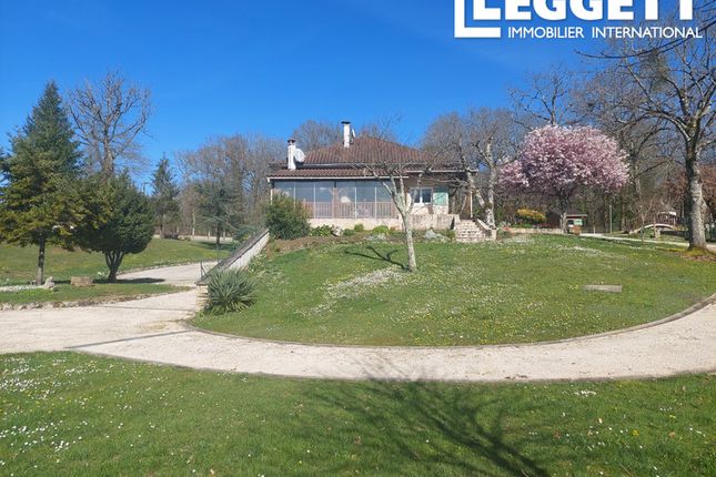 Villa for sale in 67 Route De Puyrajoux, Dirac, Charente, Nouvelle-Aquitaine