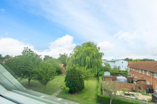 20, Willow Bank, York photo 4