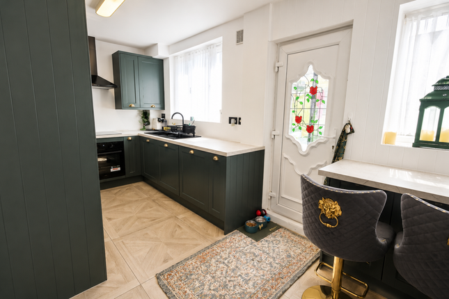26, Usk Road, Aveley photo 3