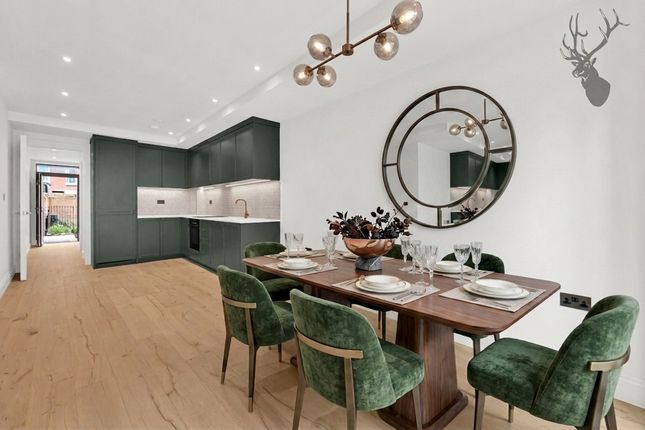 24a Morris Road, London photo 3