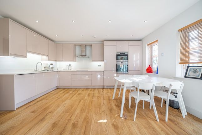Elmstead Lane, Kent photo 2