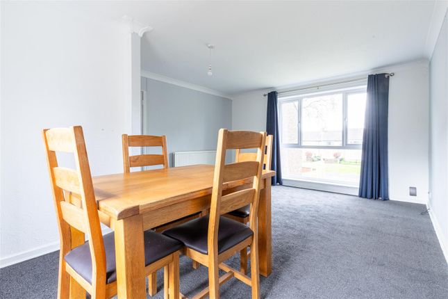 Flat to rent in Selby Court, Scunthorpe