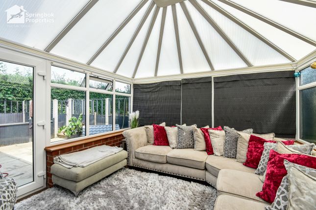 156, Seabridge Lane, Newcastle-under-Lyme photo 4