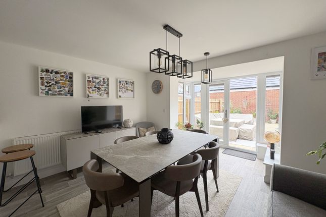 7 Juneberry Road, Ashchurch, Tewkesbury photo 4