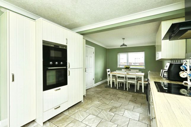 20, South Avenue, Doncaster photo 3