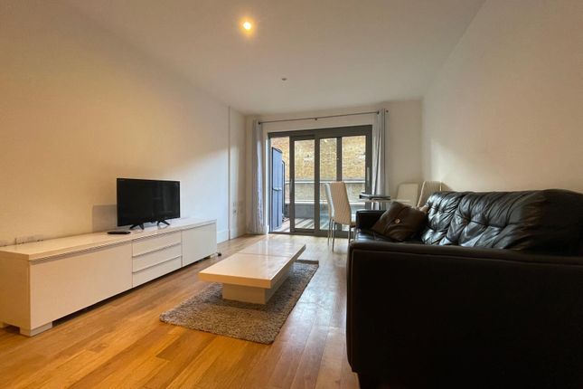 Thumbnail Flat to rent in West Carriage House, Royal Carriage Mews, Woolwich, London