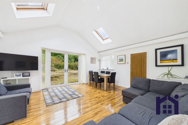 2 Whalley Road, Chorley photo 2