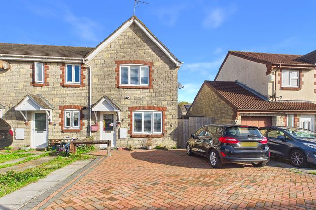 3-bed terraced on 35, Cwrt Y Cadno, Llantwit Major, £225,000